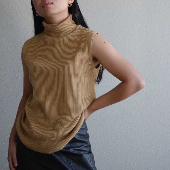 Sag Harbor sleeveless ribbed knit turtleneck camel - Picture 5 of 9
